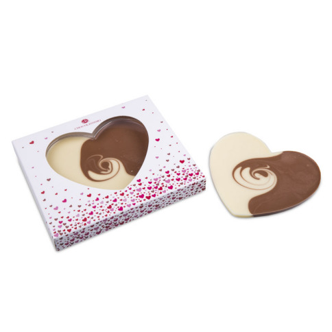 Coeur en chocolat, chocolat au lait et chocolat blanc