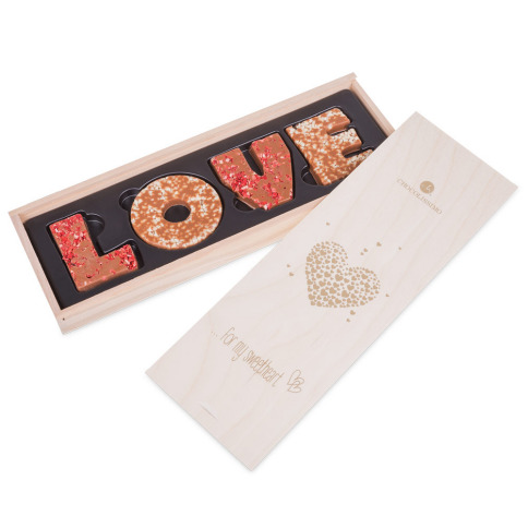 Chocolat au lait, LOVE, cadeaux pour la Saint Valentin