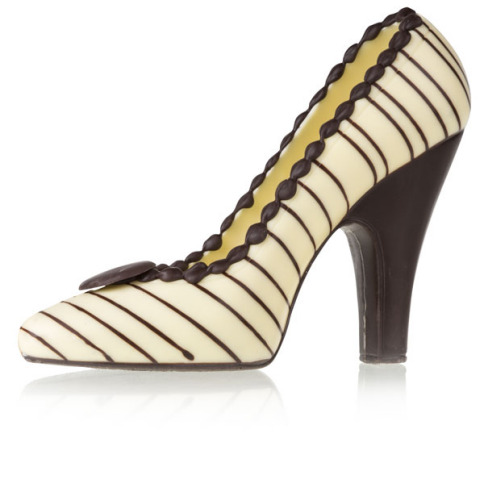 Soulier en chocolat, haut talon en chocolat blanc, pantoufle de cendrillon en chocolat